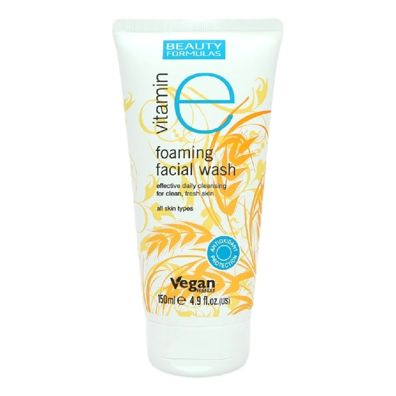 Beauty Formula Vitamin E Facial Wash